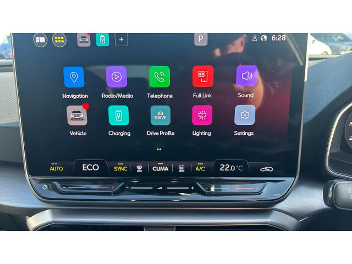 2025-seat-leon-15-e-hybrid-fr-black-edition-hatchback-big-24