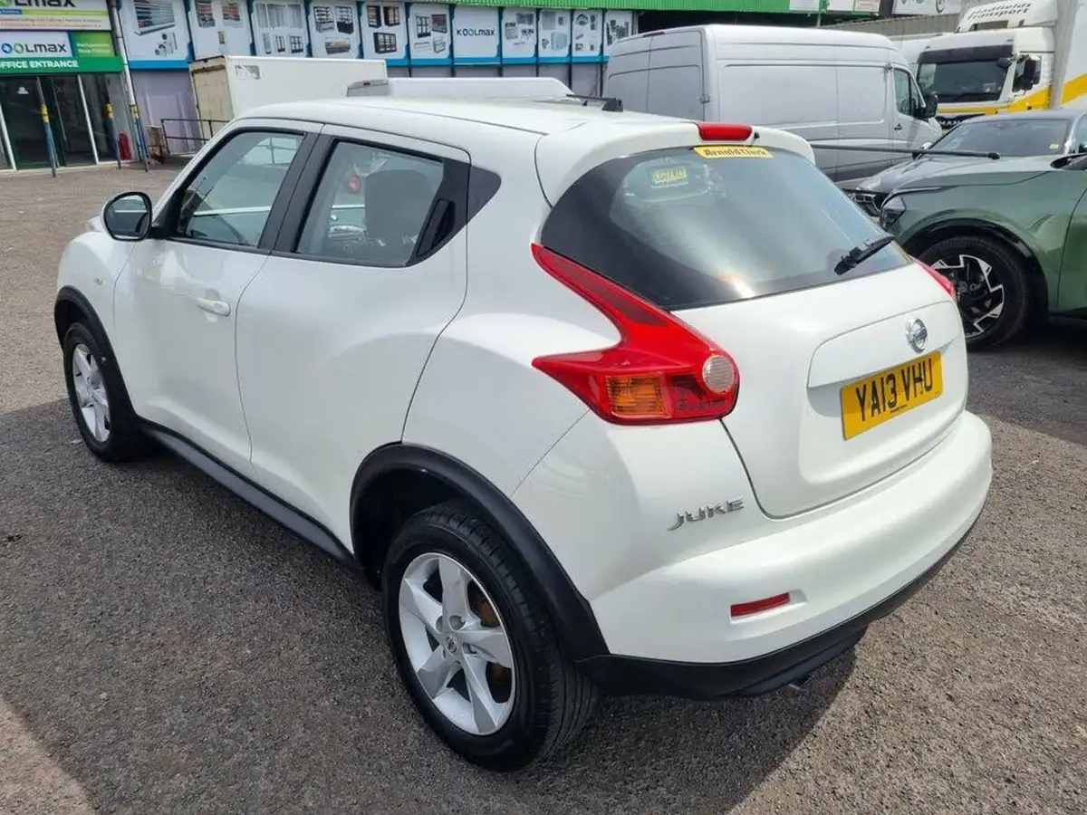 2013-nissan-juke-16-visia-16v-big-13