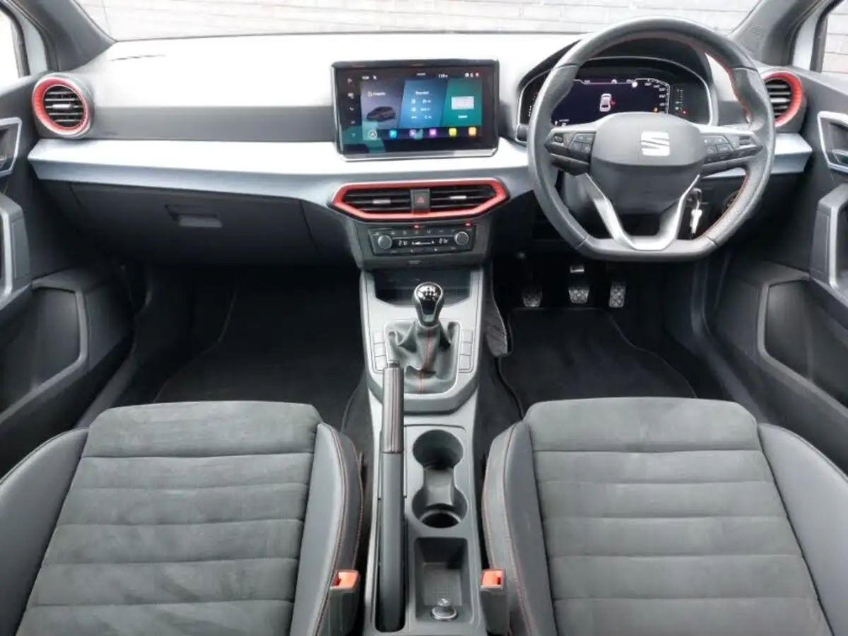 2024-seat-ibiza-10-tsi-fr-sport-115ps-big-2