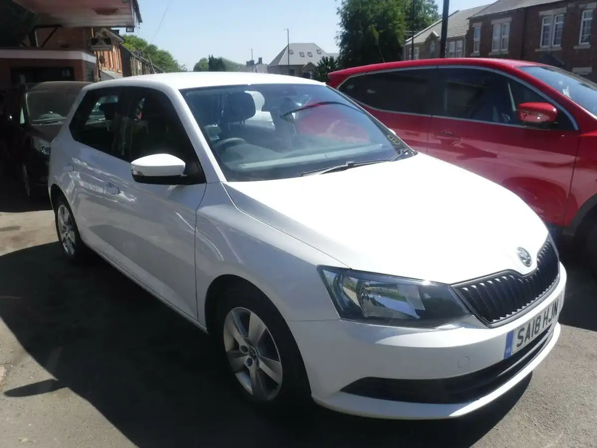 2018-skoda-fabia-10-mpi-s-plus-big-0