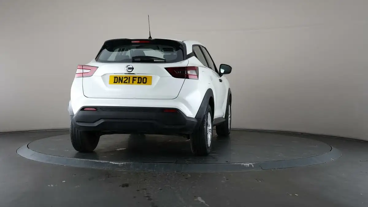2021-nissan-juke-10-dig-t-visia-big-66