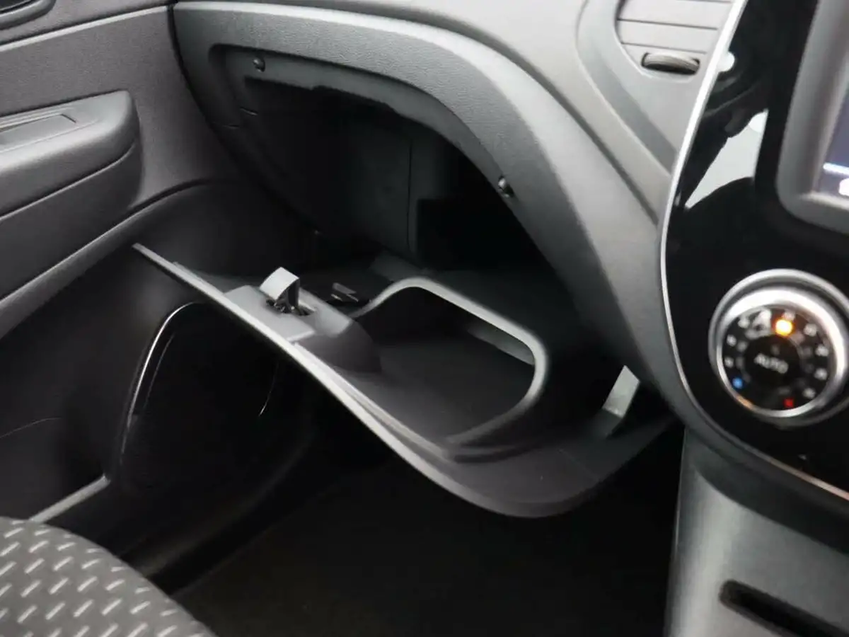 2017-renault-captur-12-tce-dynamique-nav-energy-ss-edc-auto-big-44
