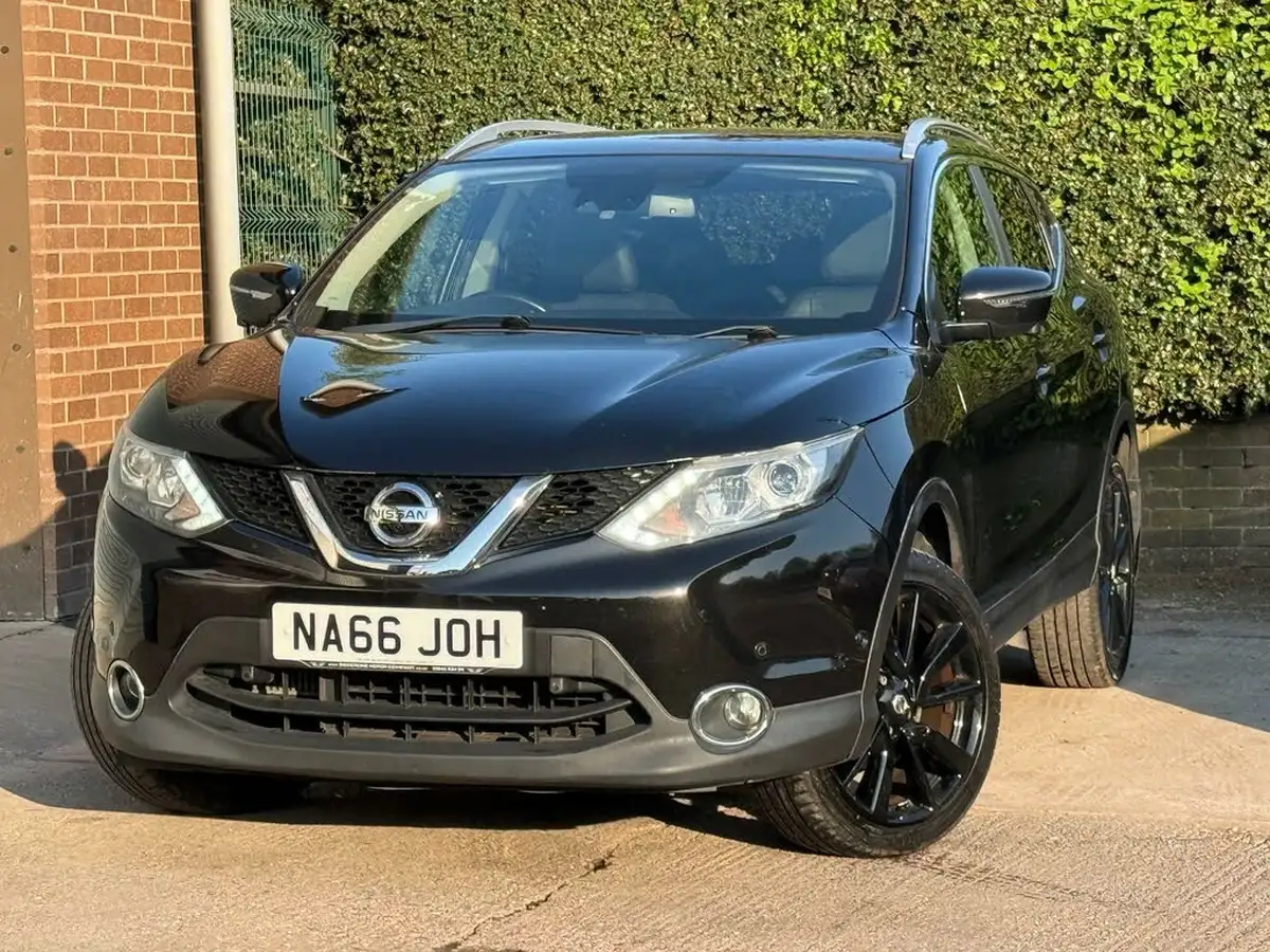 2016-nissan-qashqai-16dci-tekna-4x4-big-7