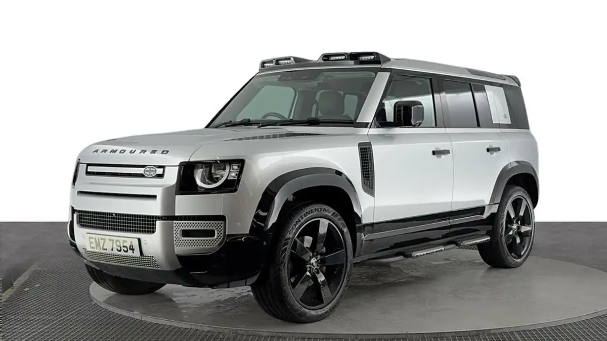 2020-land-rover-110-defender-20-d240-s-110-big-0