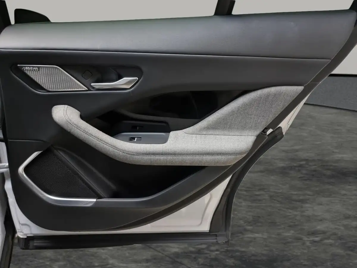 2021-jaguar-i-pace-ev400-hse-big-42