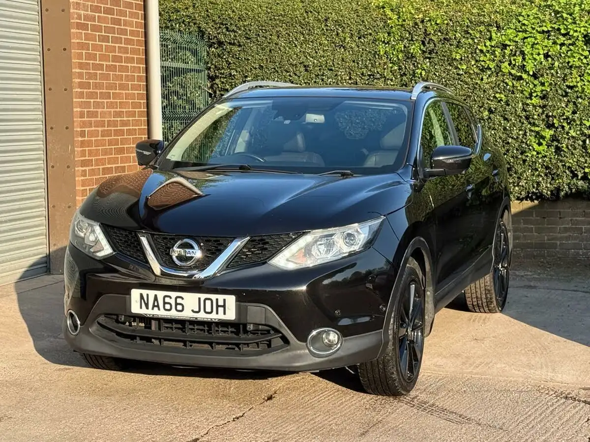 2016-nissan-qashqai-16dci-tekna-4x4-big-31
