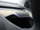 2022-tesla-model-y-e-long-range-small-37