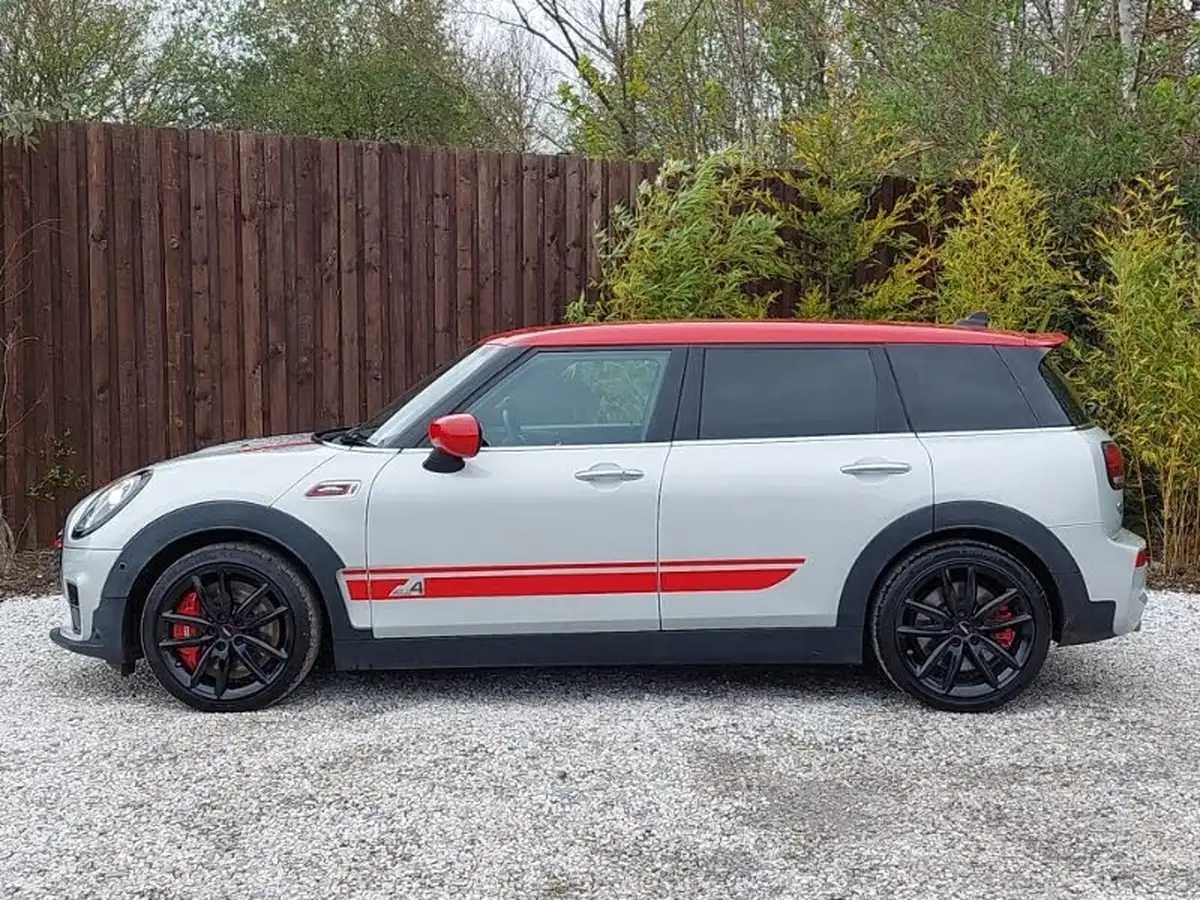 2019-mini-clubman-20-john-cooper-works-big-3