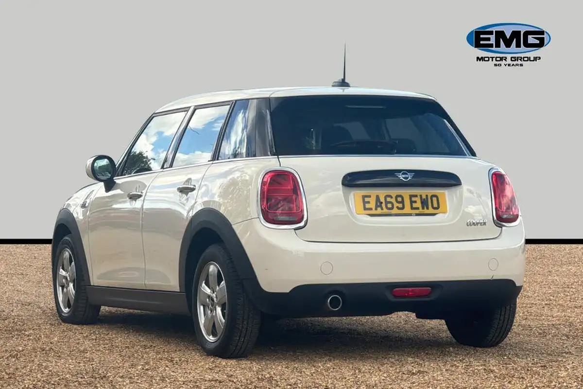 2019-mini-cooper-15-cooper-classic-hatchback-5d-big-3