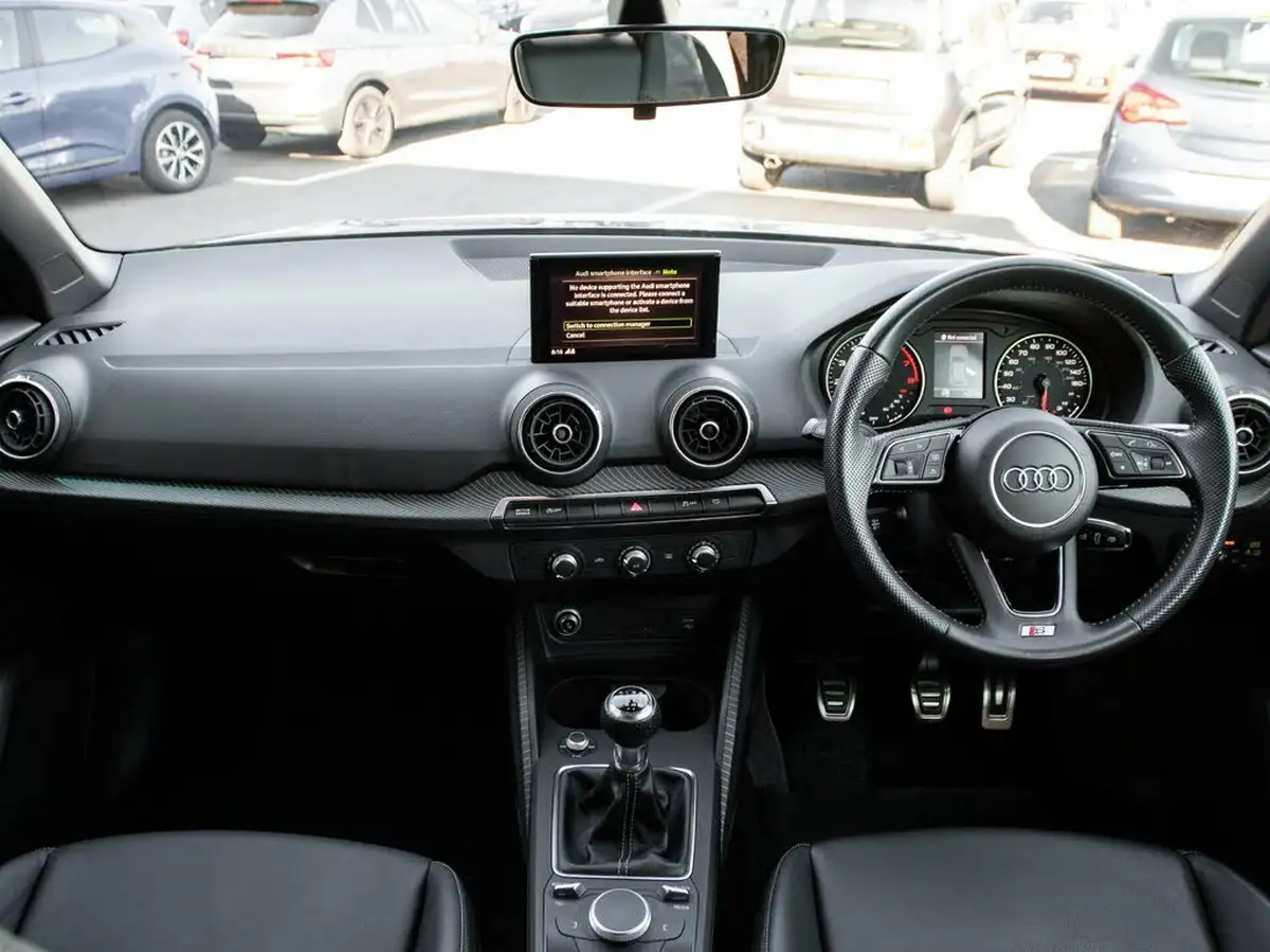 2018-audi-q2-14-tfsi-s-line-big-2