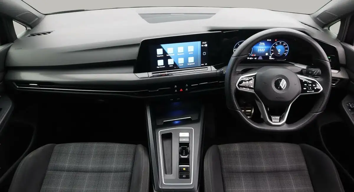 2021-volkswagen-golf-20tdi-gtd-big-13