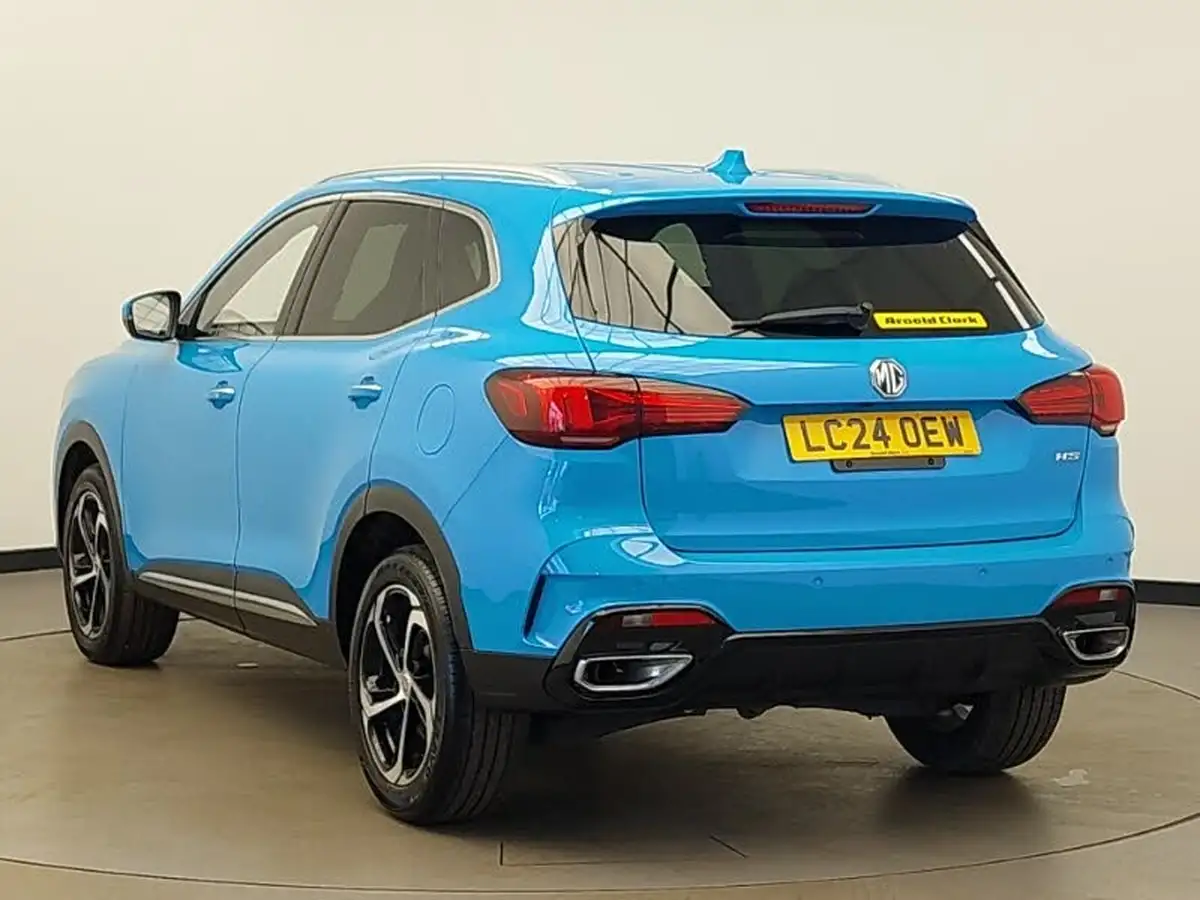 2024-mg-hs-15t-gdi-trophy-162ps-1490cc-big-1