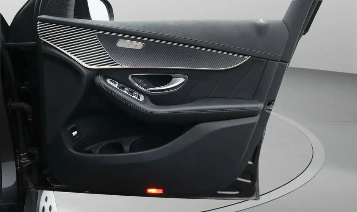2022-mercedes-benz-eqc-e-eqc-400-amg-line-premium-big-15