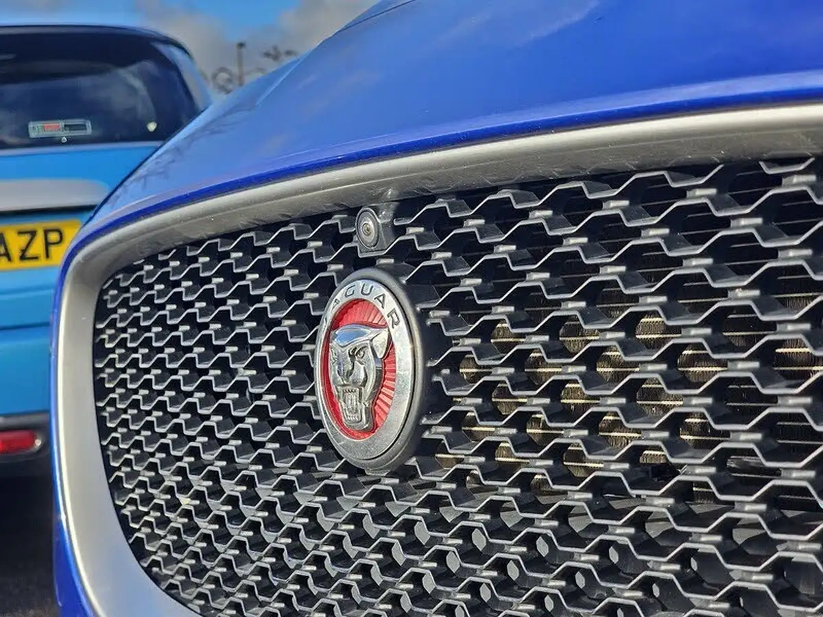 2018-jaguar-xf-20i-r-sport-250ps-saloon-4d-1997cc-big-13
