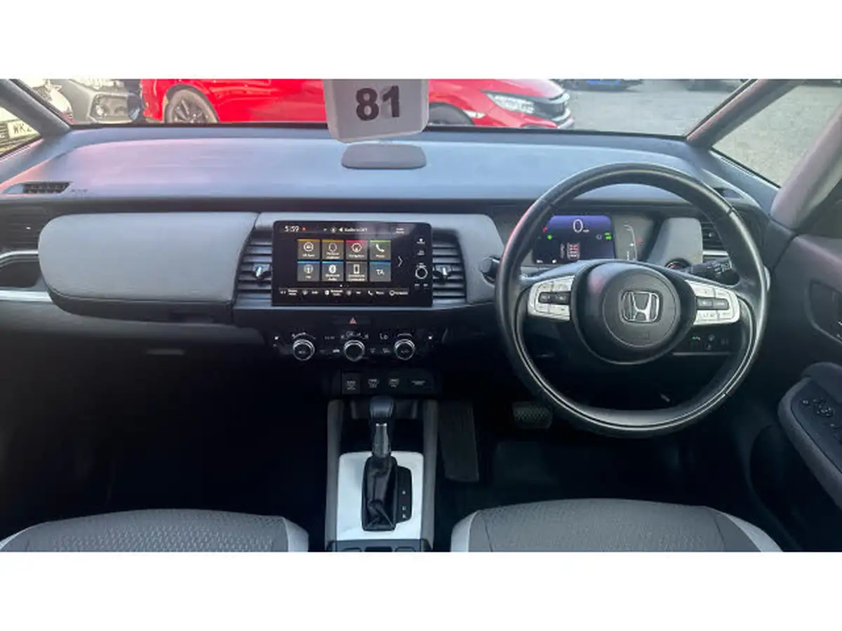 2022-honda-jazz-15-i-mmd-ex-109ps-big-3