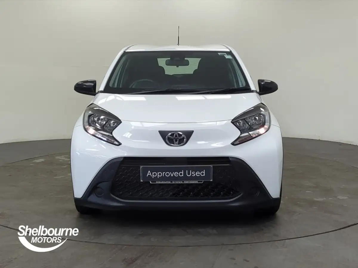 2023-toyota-aygo-x-10-vvt-i-pure-big-9