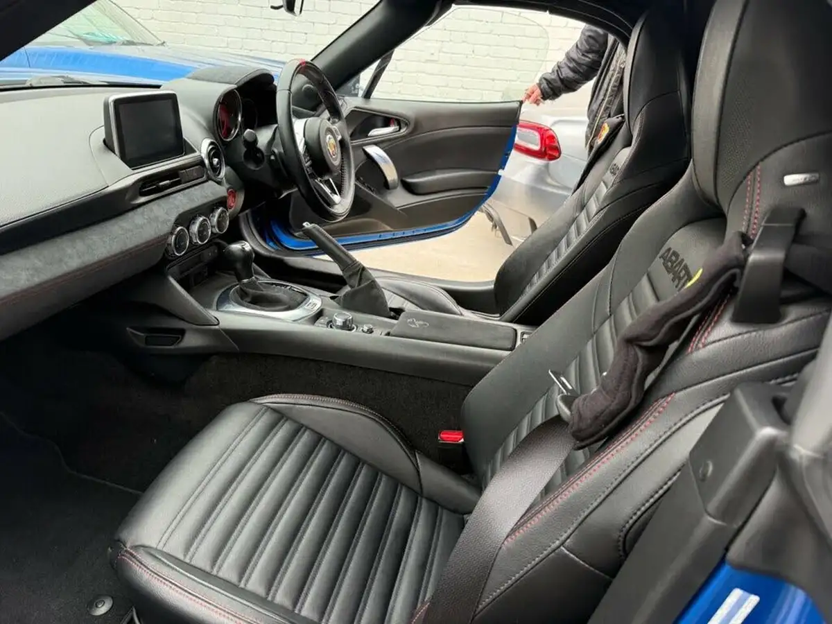 2019-abarth-124-14-multiair-spider-auto-big-11