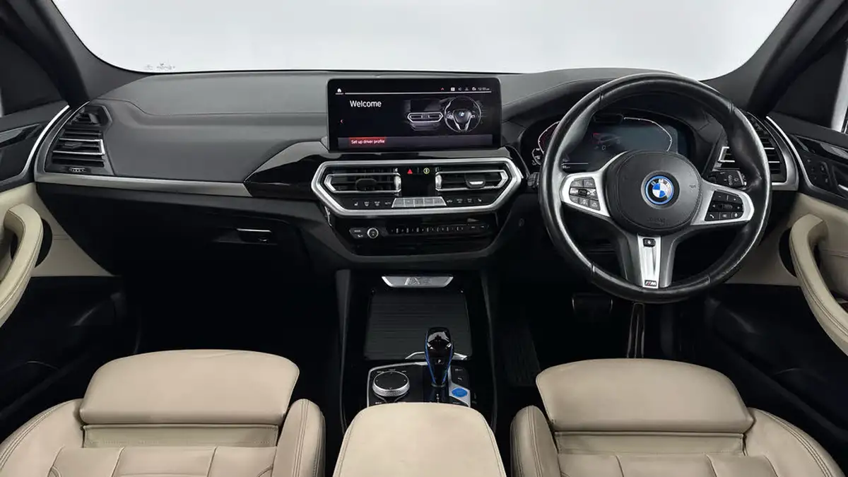 2022-bmw-ix3-e-m-sport-big-10
