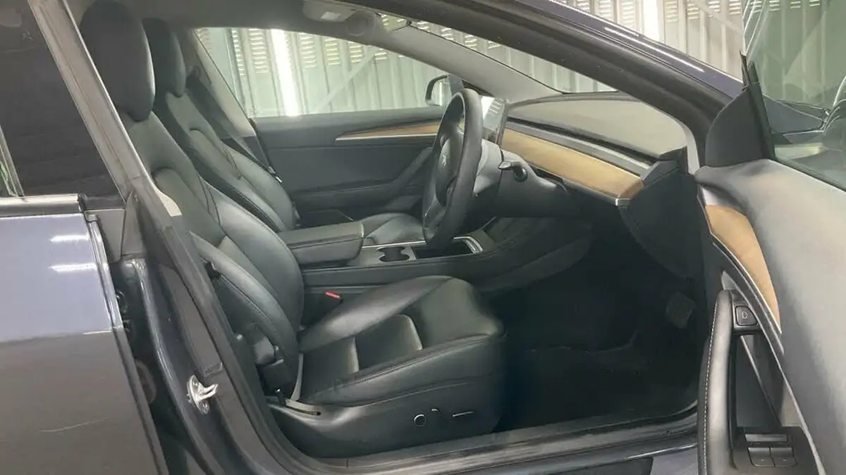 2021-tesla-model-3-e-long-range-4x4-big-2