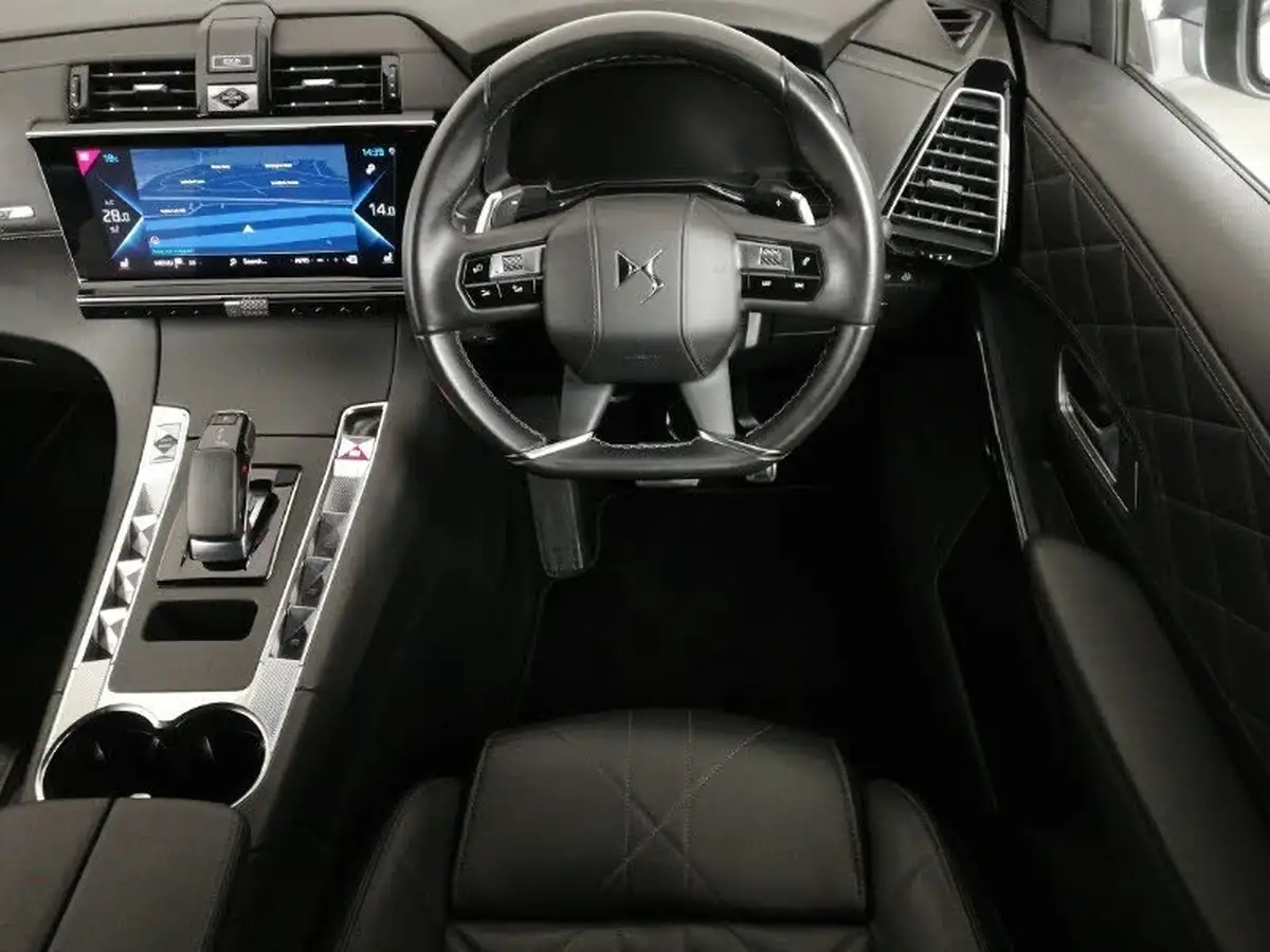 2022-ds-ds-7-crossback-e-tense-rivoli-225ps-big-6