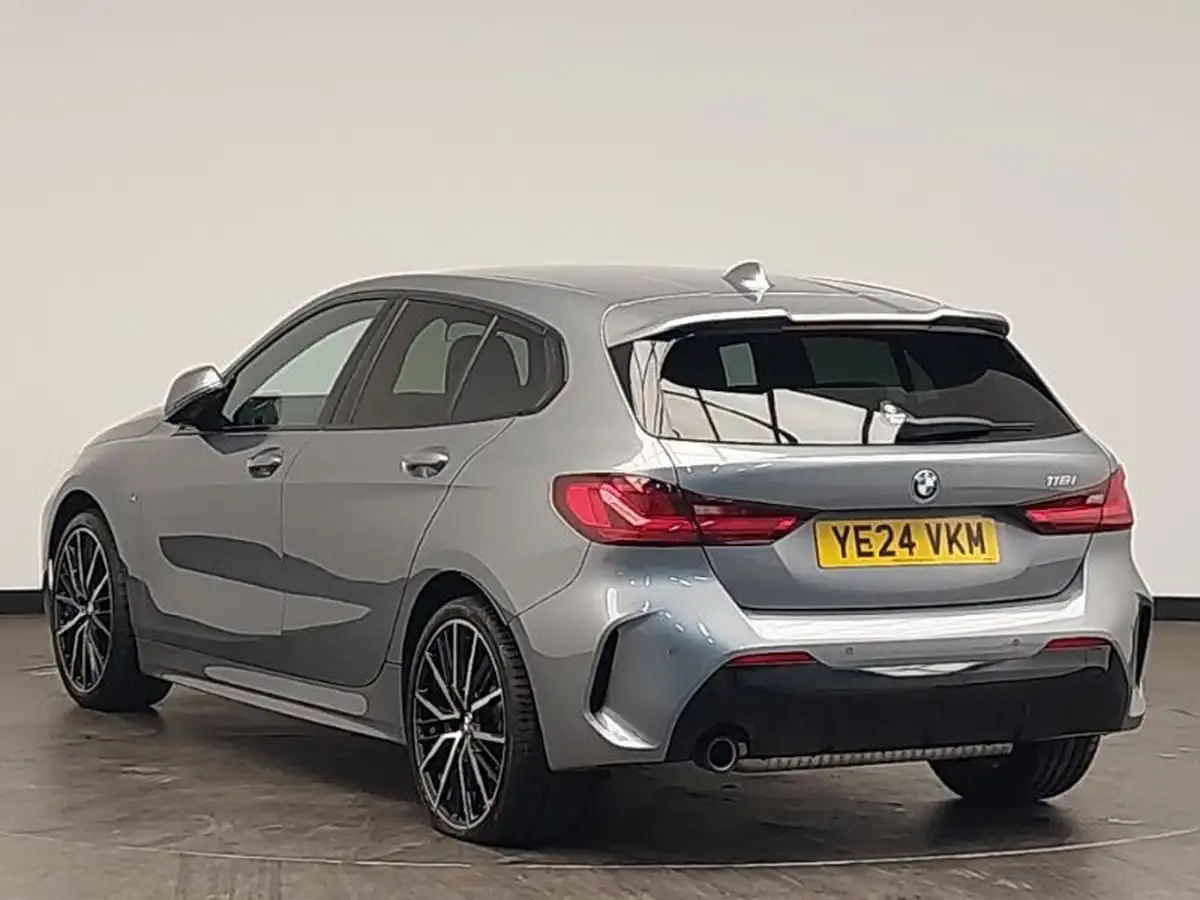 2024-bmw-1-series-15-118i-m-sport-lcp-big-1