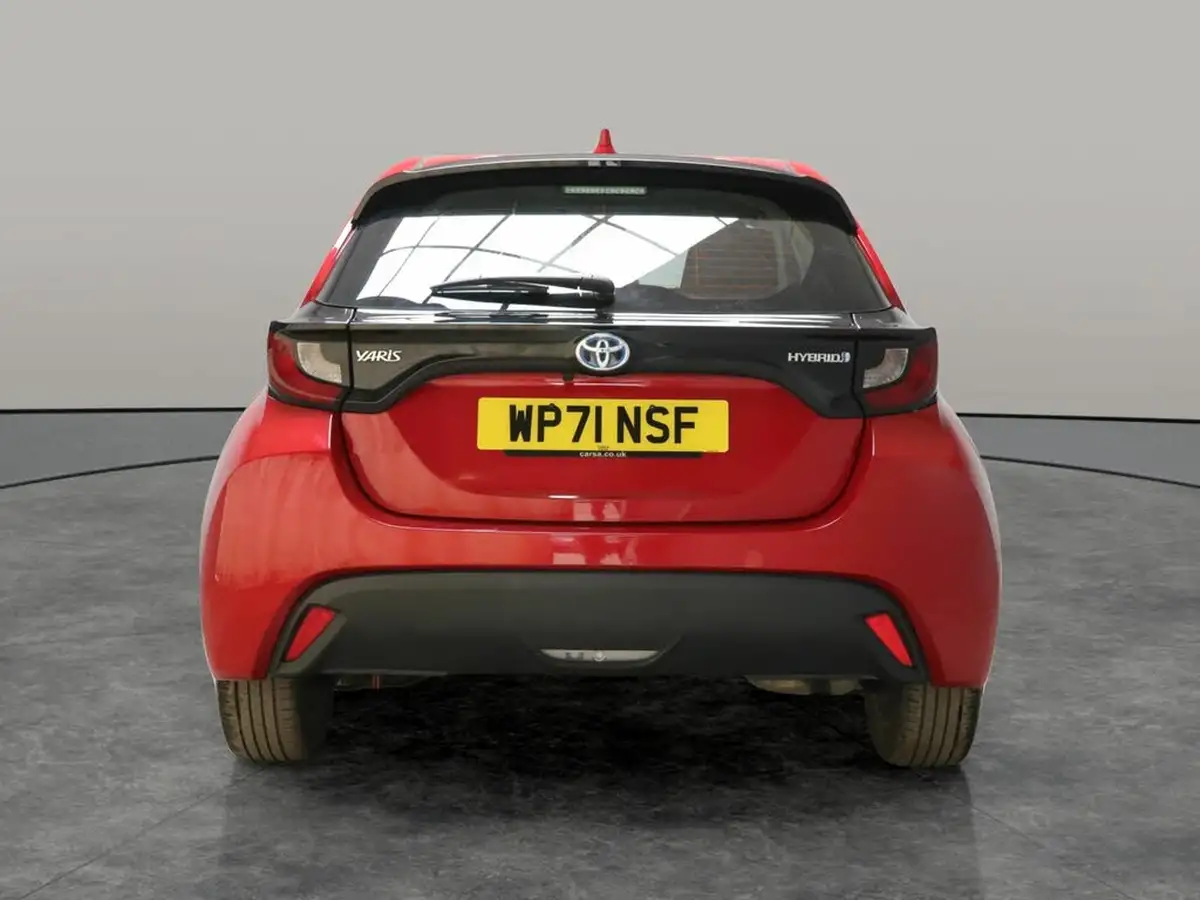 2022-toyota-yaris-15-vvt-i-icon-big-12