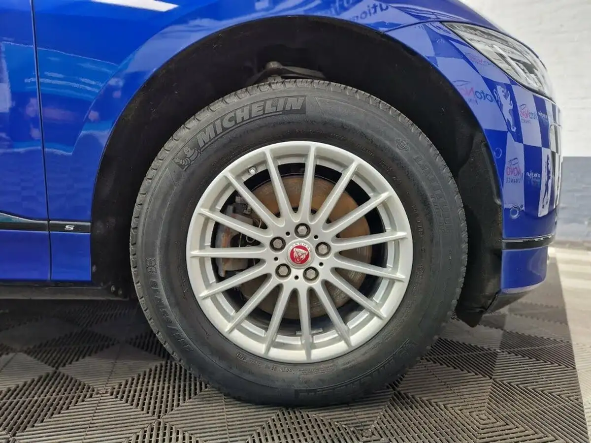 2019-jaguar-i-pace-ev400-s-big-37