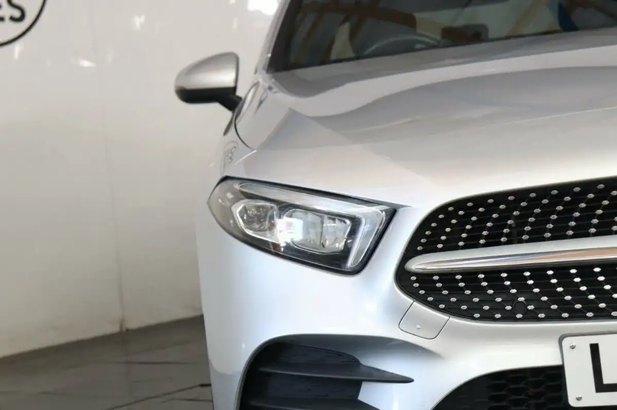 2020-mercedes-benz-a-class-13-a250e-amg-line-saloon-4d-big-10