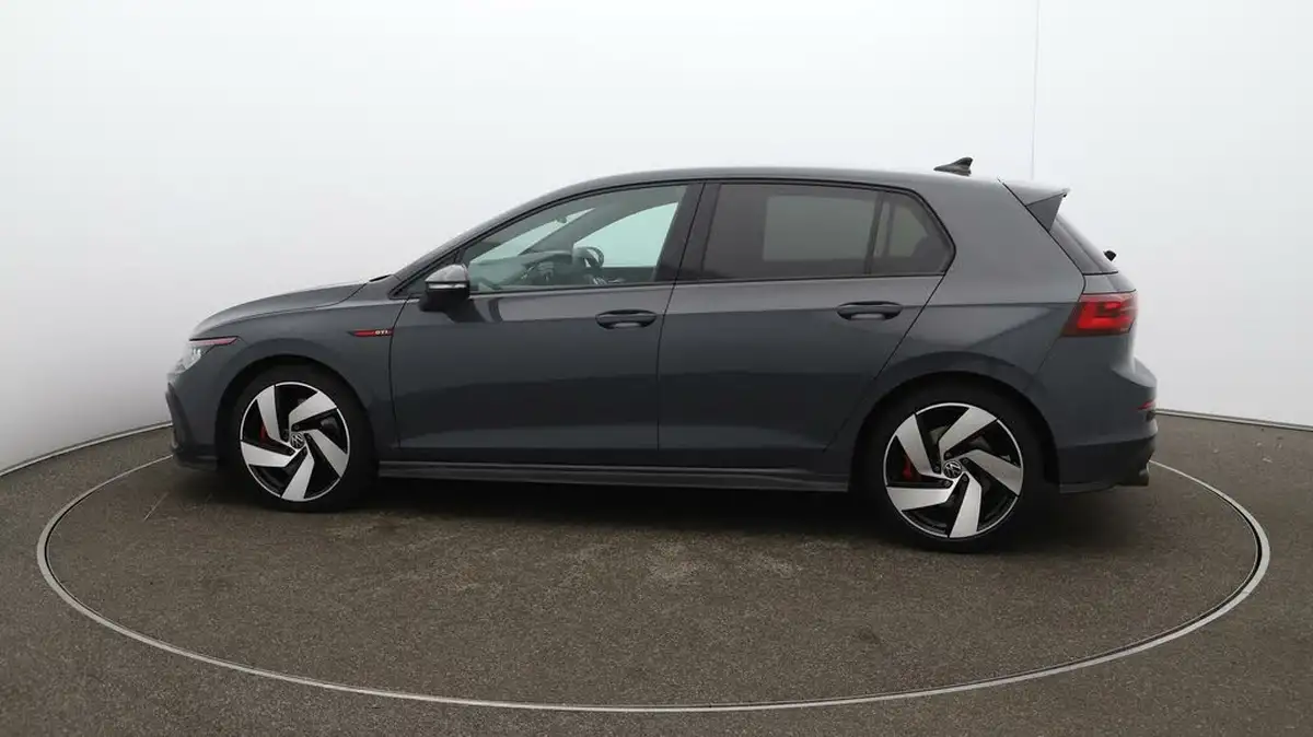 2022-volkswagen-golf-20-tsi-gti-dsg-big-52