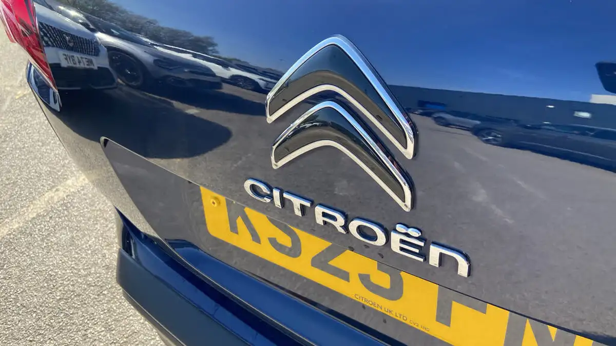 2023-citroen-c5-aircross-12-puretech-c-series-edition-130ps-ss-big-25