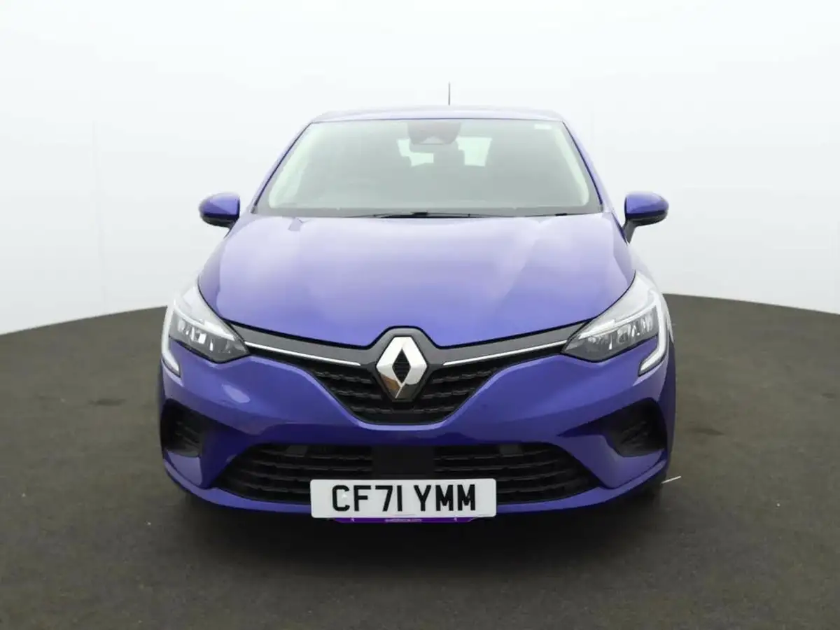 2022-renault-clio-10-tce-iconic-edition-big-1