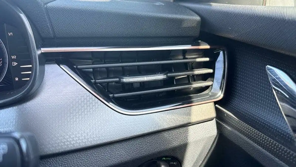 2023-skoda-scala-15-tsi-se-l-dsg-big-22