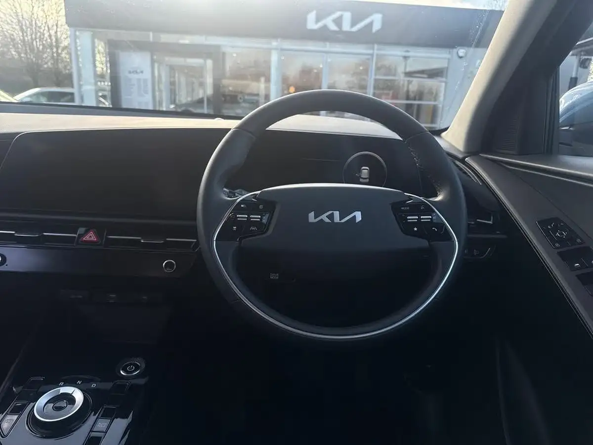 2024-kia-niro-ev-e-2-big-16