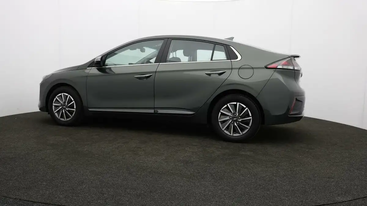 2022-hyundai-ioniq-e-premium-electric-big-71