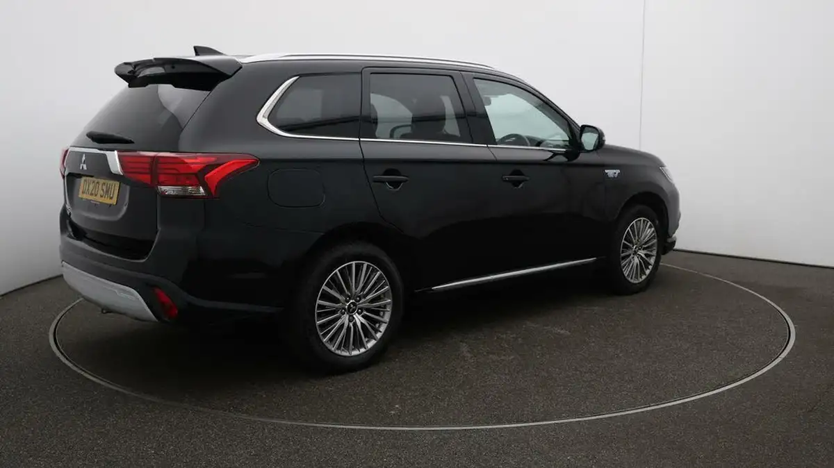 2020-mitsubishi-outlander-24-design-phev-big-50