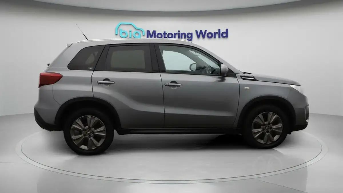 2020-suzuki-vitara-14-boosterjet-sz-t-140ps-big-8