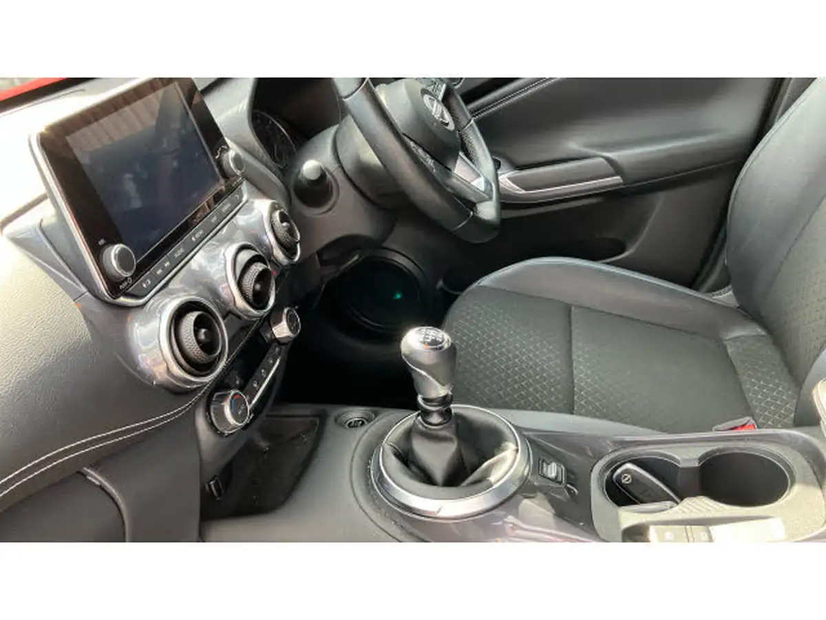 2022-nissan-juke-10-dig-t-n-connecta-big-12