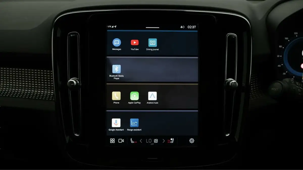 2021-volvo-xc40-e-twin-recharge-plus-big-11
