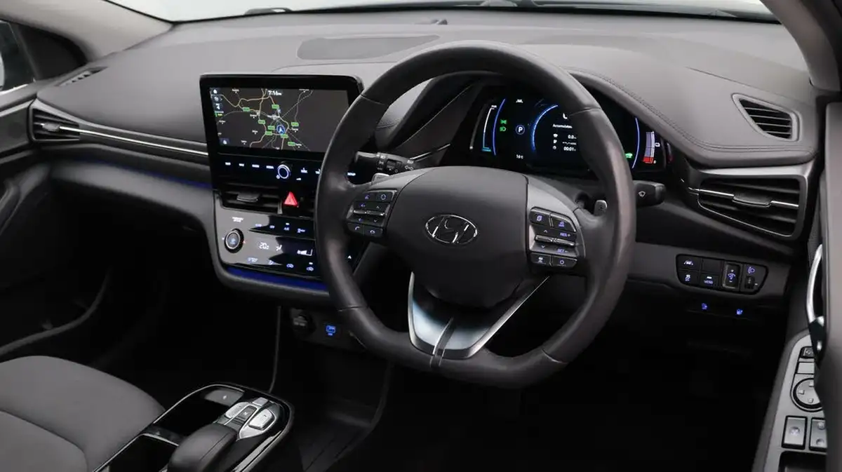 2020-hyundai-kona-e-premium-136ps-39kwh-big-9