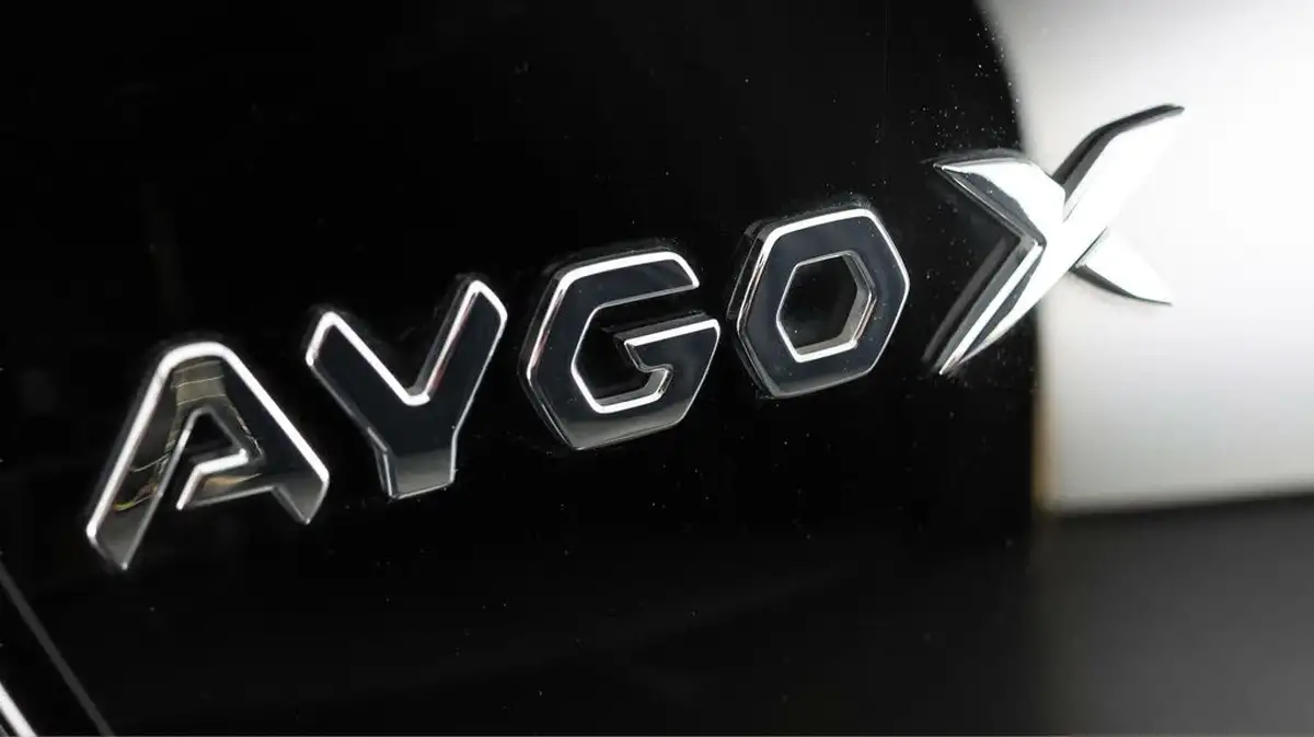2022-toyota-aygo-x-10-vvt-i-edge-big-20