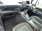 2021-peugeot-rifter-small-7