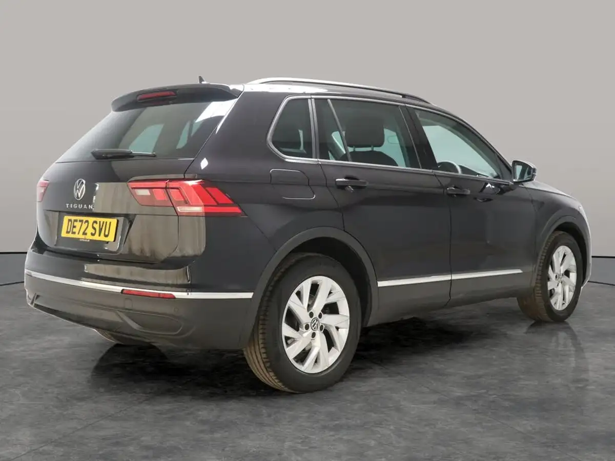 2022-volkswagen-tiguan-20tdi-life-dsg-big-12