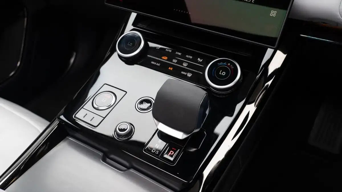 2023-land-rover-range-rover-sport-30-d300-se-big-24