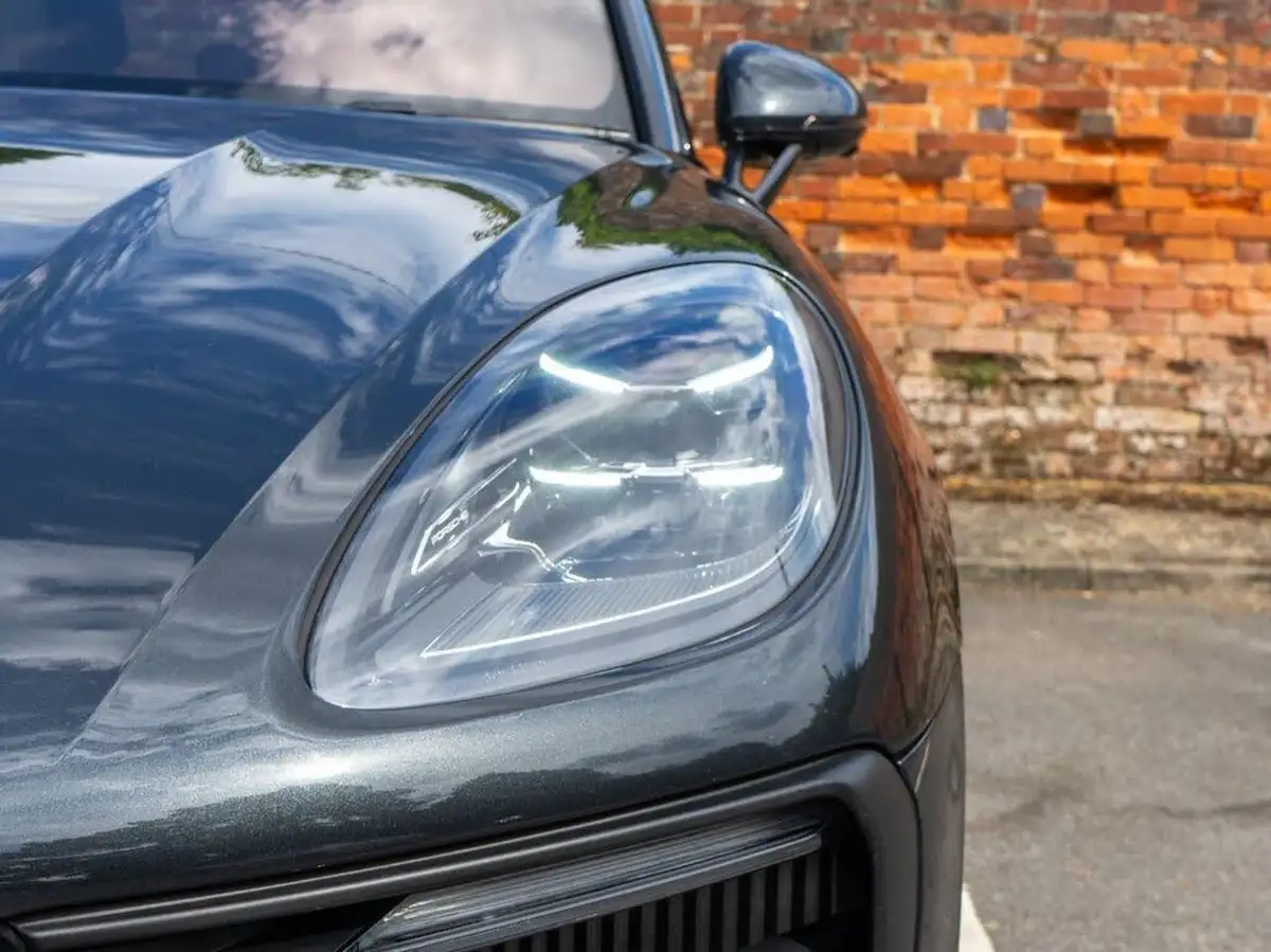 2022-porsche-macan-29-v6-s-big-13