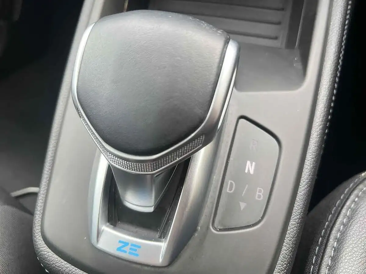 2022-renault-zoe-e-gt-line-big-38