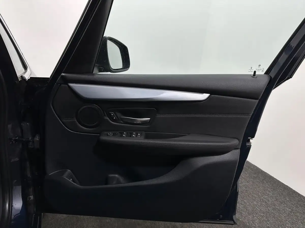 2019-bmw-2-series-15-218i-luxury-ss-active-dct-big-32