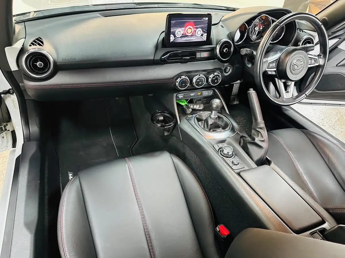 2018-mazda-mx-5-15-sport-nav-rf-big-3