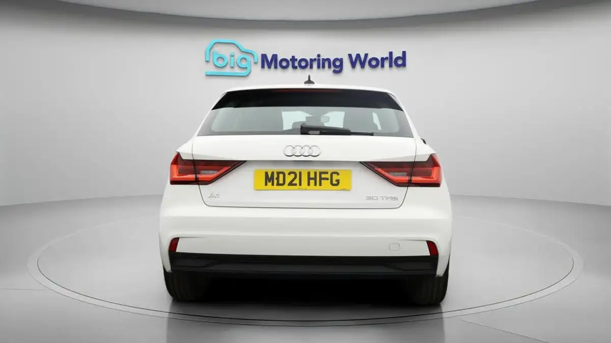 2021-audi-a1-10-30-tfsi-technik-110ps-big-6