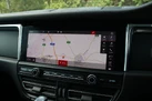 2018-porsche-macan-small-26