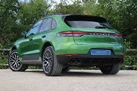2018-porsche-macan-small-2